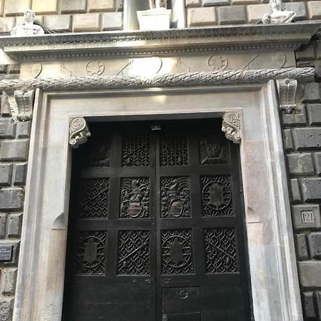 Palazzo Carafa Santangelo Bed & Breakfast Naples Exterior photo